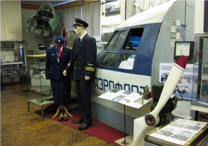 Музей-гражданской-авиации-в-Санкт-Петербурге1-690x486.jpg